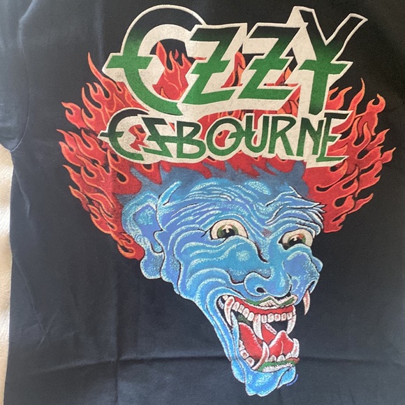 Ozzy Osborne NEW 1984 graphic tshirt short sleeve shirts men unisex size medium - Picture 3 of 4